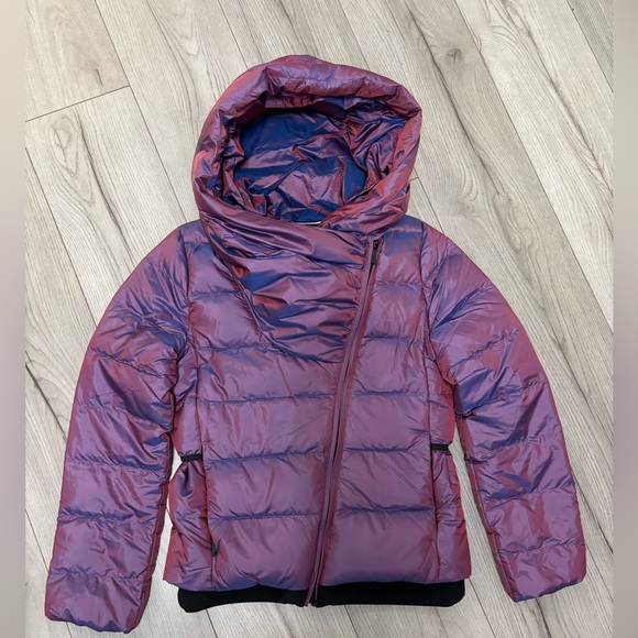 Nike wome short puffer hooded jacket. Size XS. - Picture 2 of 7